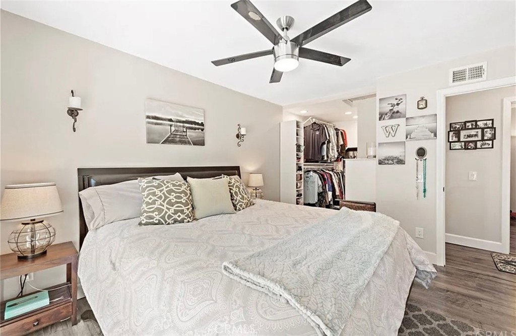 6831 6831 Foxborough Court