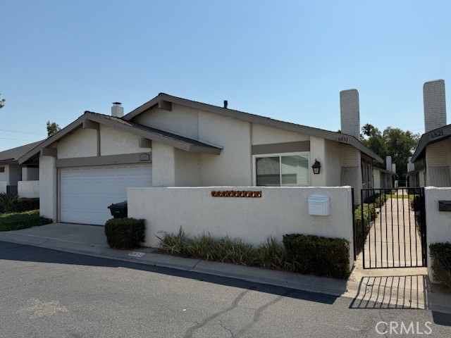 6831 6831 Foxborough Court