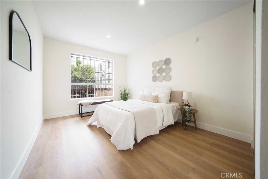 104 S Hayworth Avenue 204