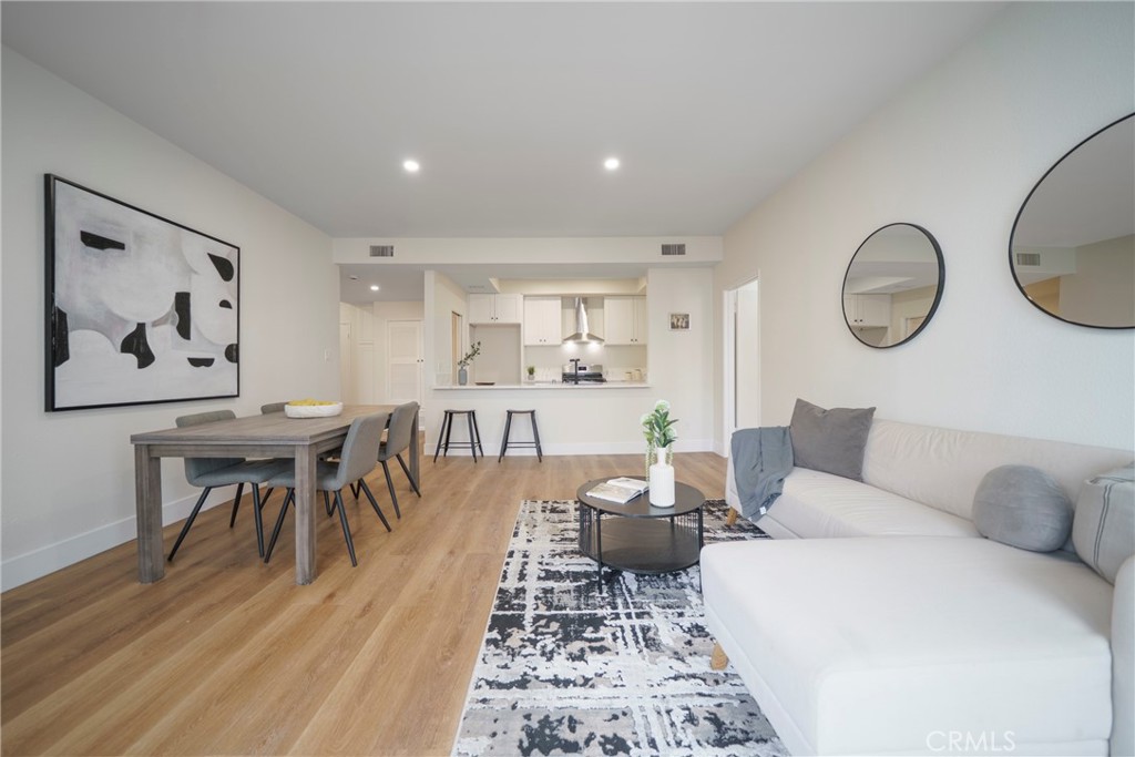 104 S Hayworth Avenue 204