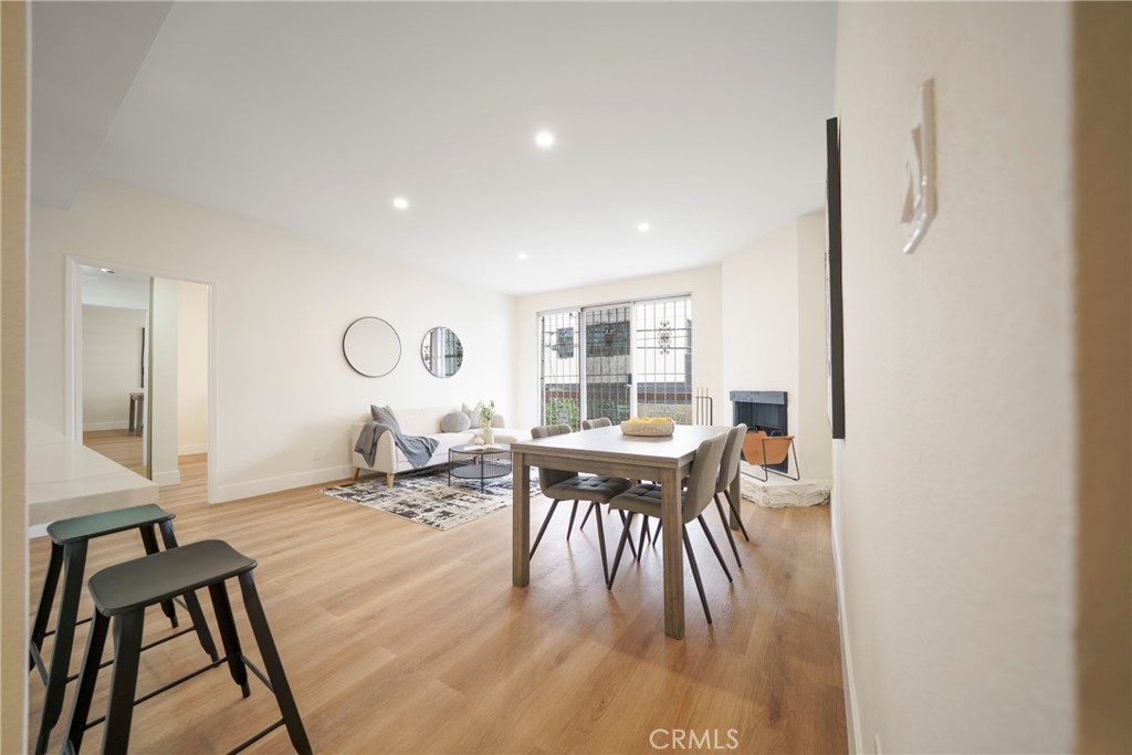 104 S Hayworth Avenue 204