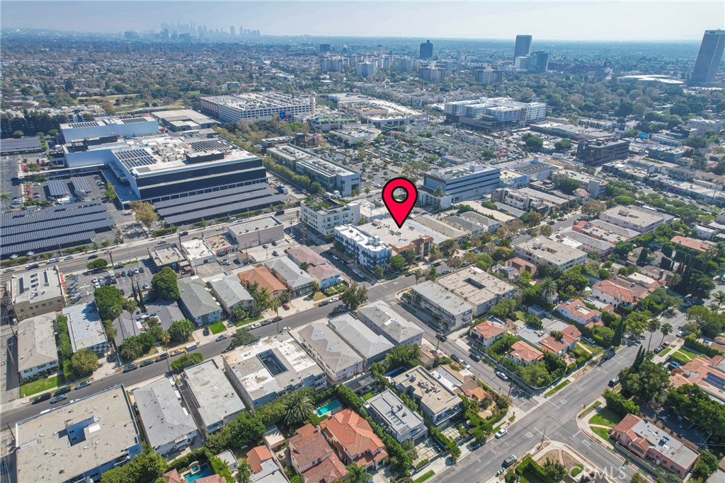 104 S Hayworth Avenue 204