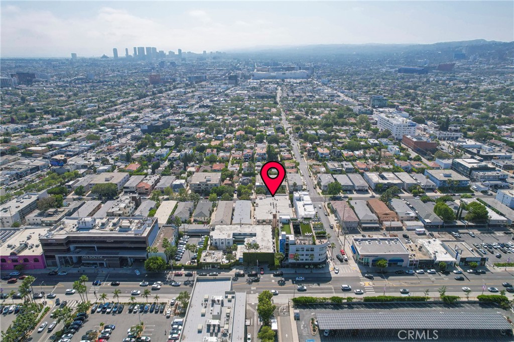 104 S Hayworth Avenue 204