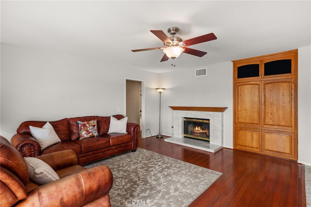 2137 Turquoise Circle