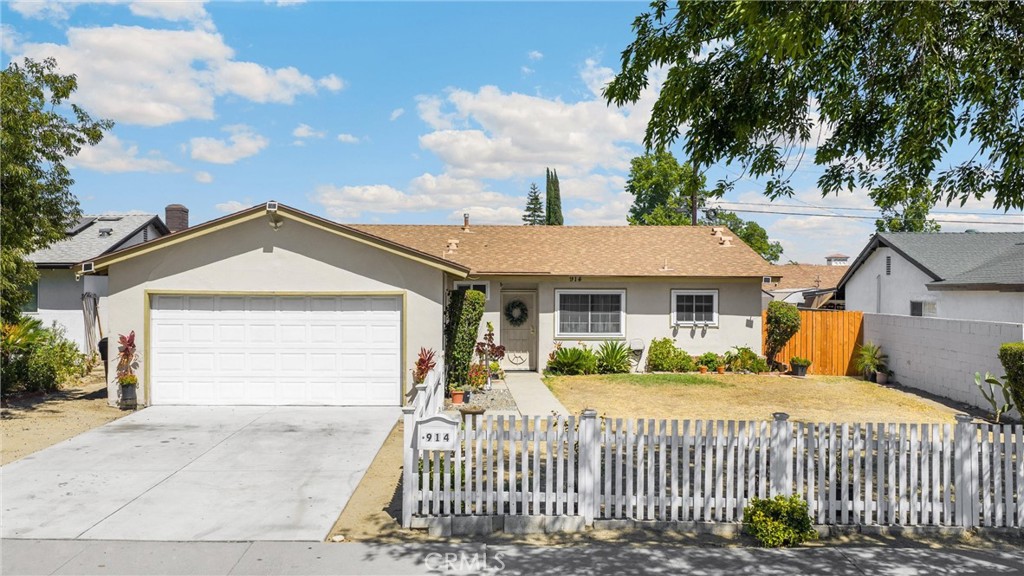 914 N Placer Avenue