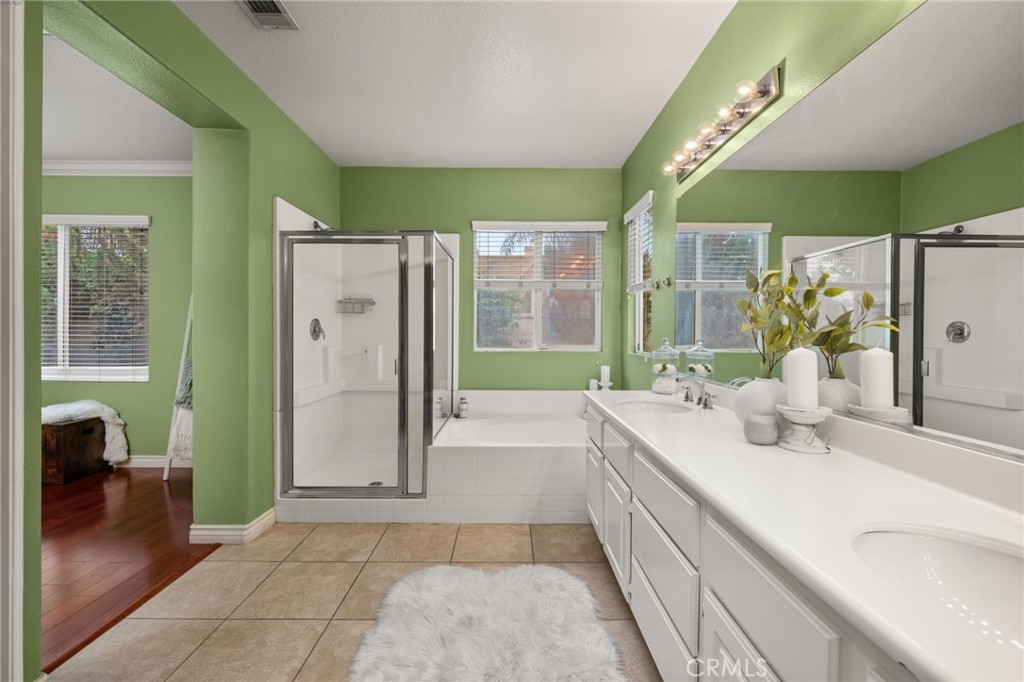 5780 Redhaven Street