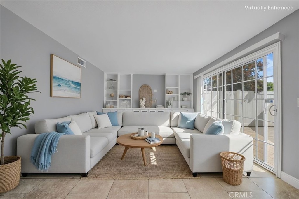 8249 Haseltine Green