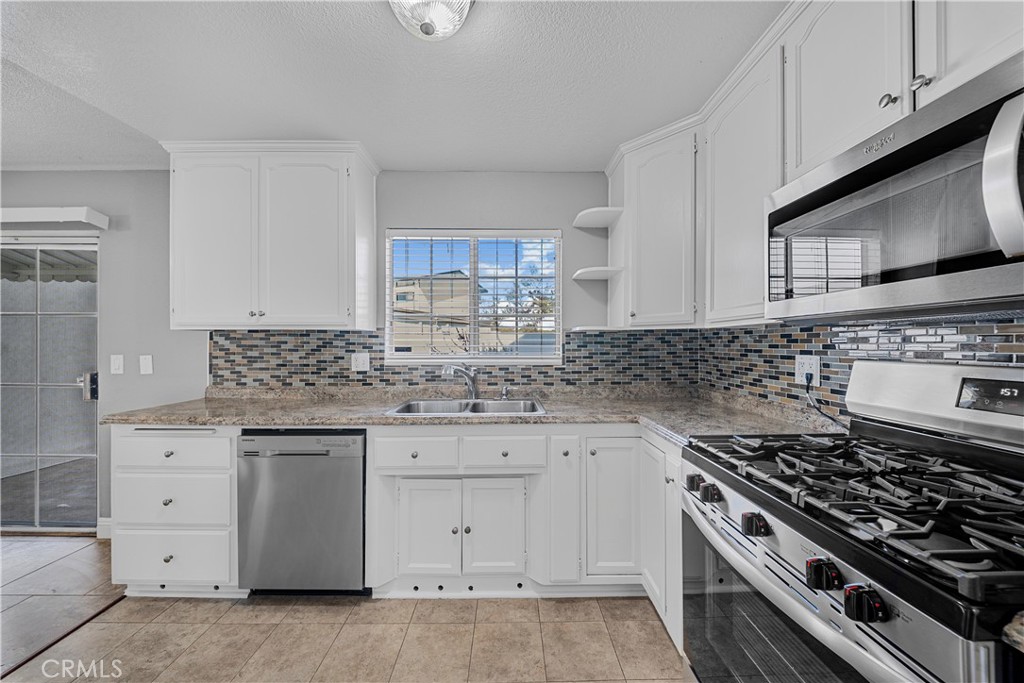 8249 Haseltine Green