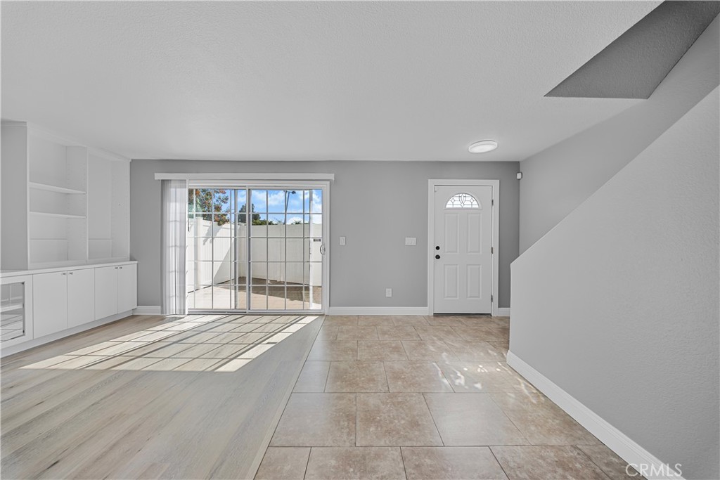 8249 Haseltine Green