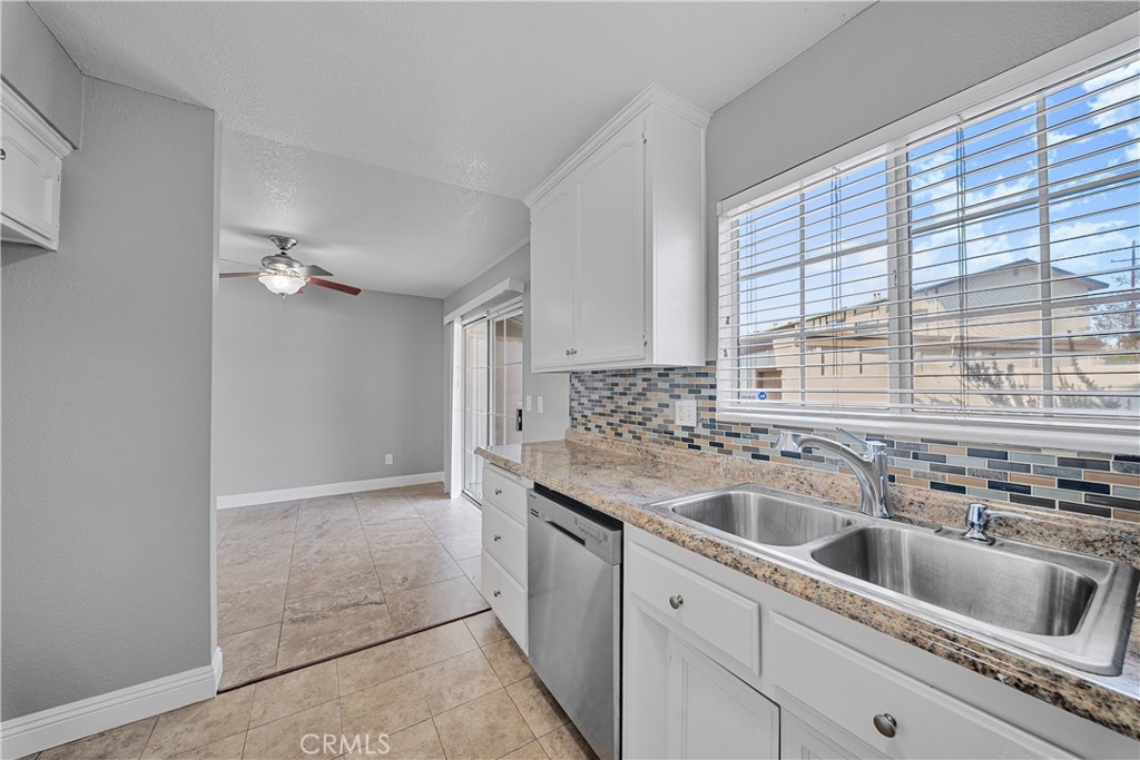 8249 Haseltine Green