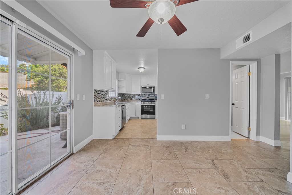 8249 Haseltine Green