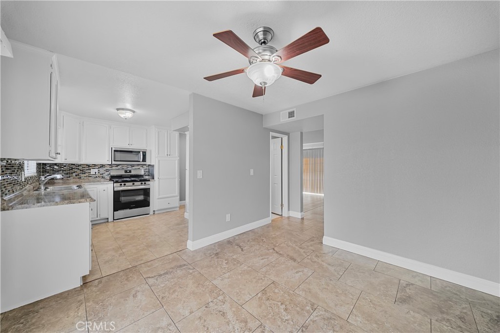 8249 Haseltine Green