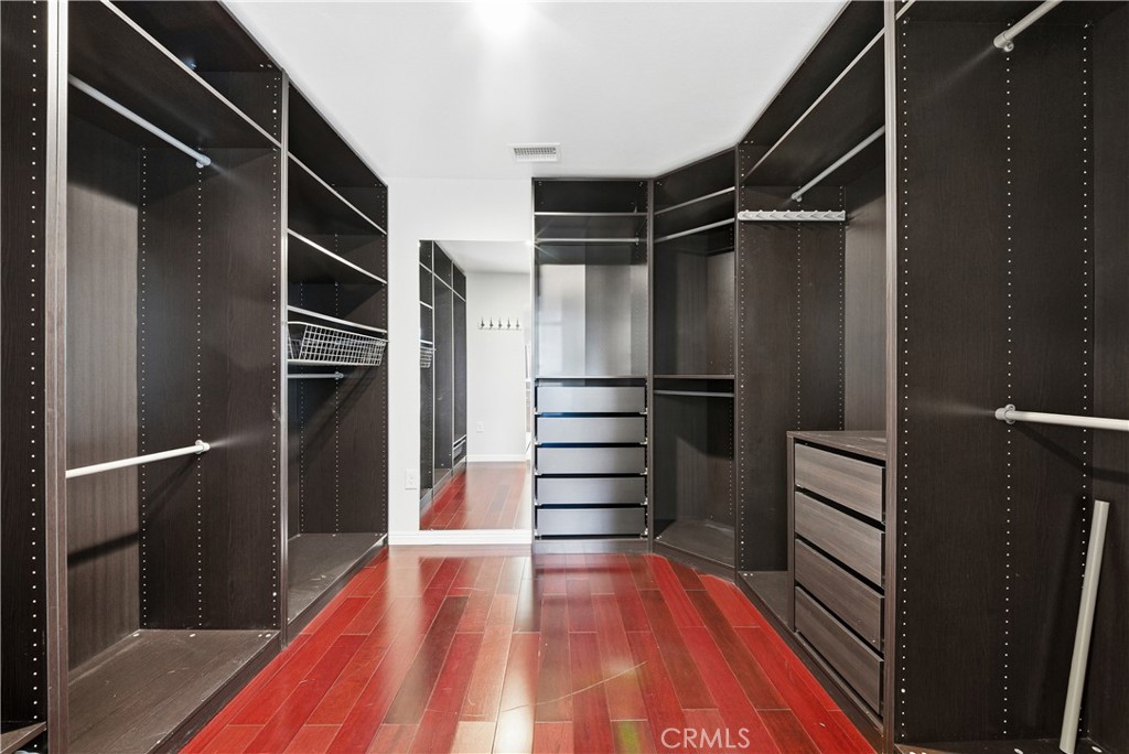 4900 Lincolnshire Avenue