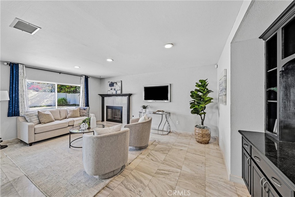 4900 Lincolnshire Avenue