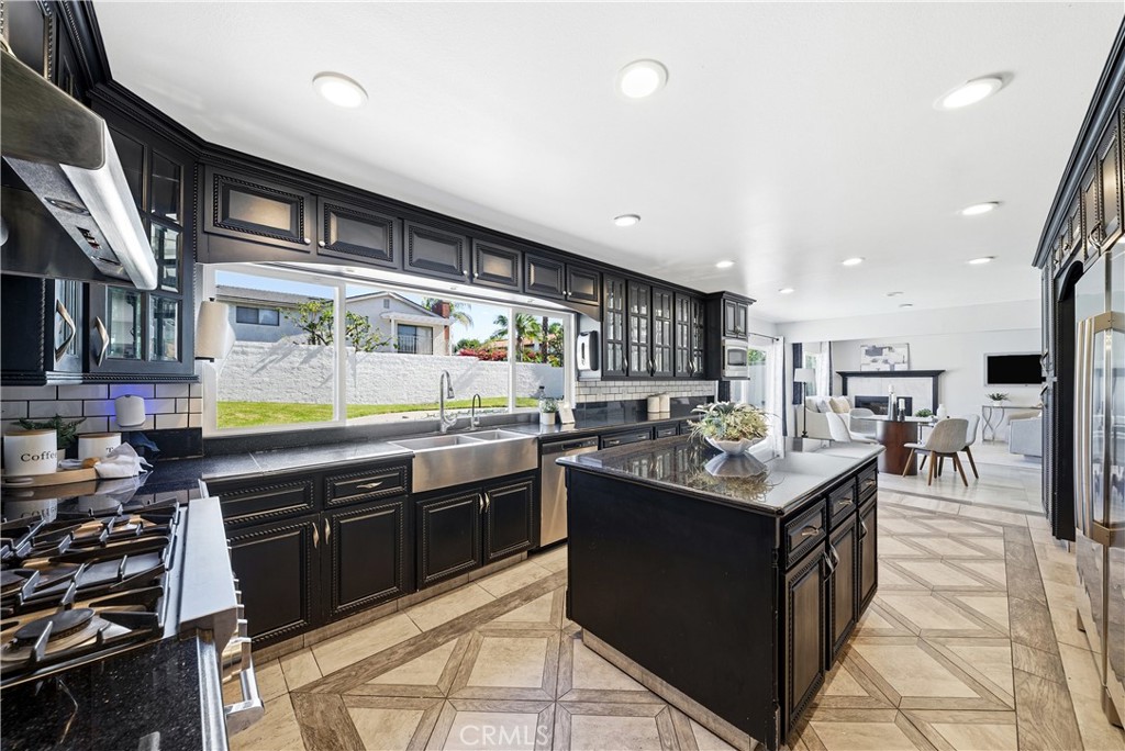 4900 Lincolnshire Avenue