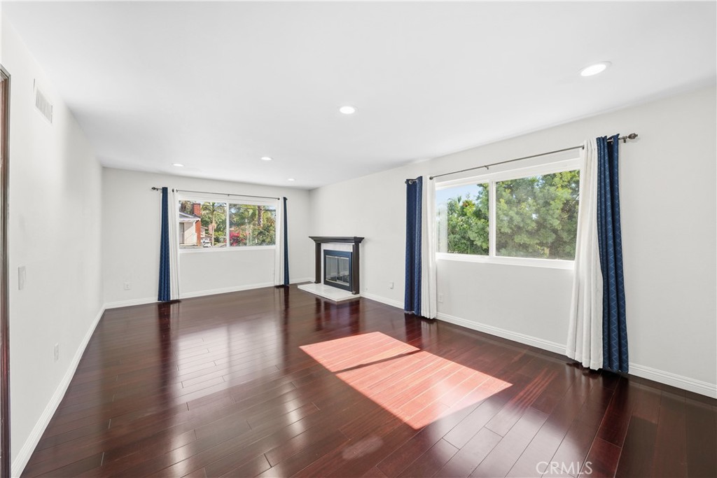 4900 Lincolnshire Avenue