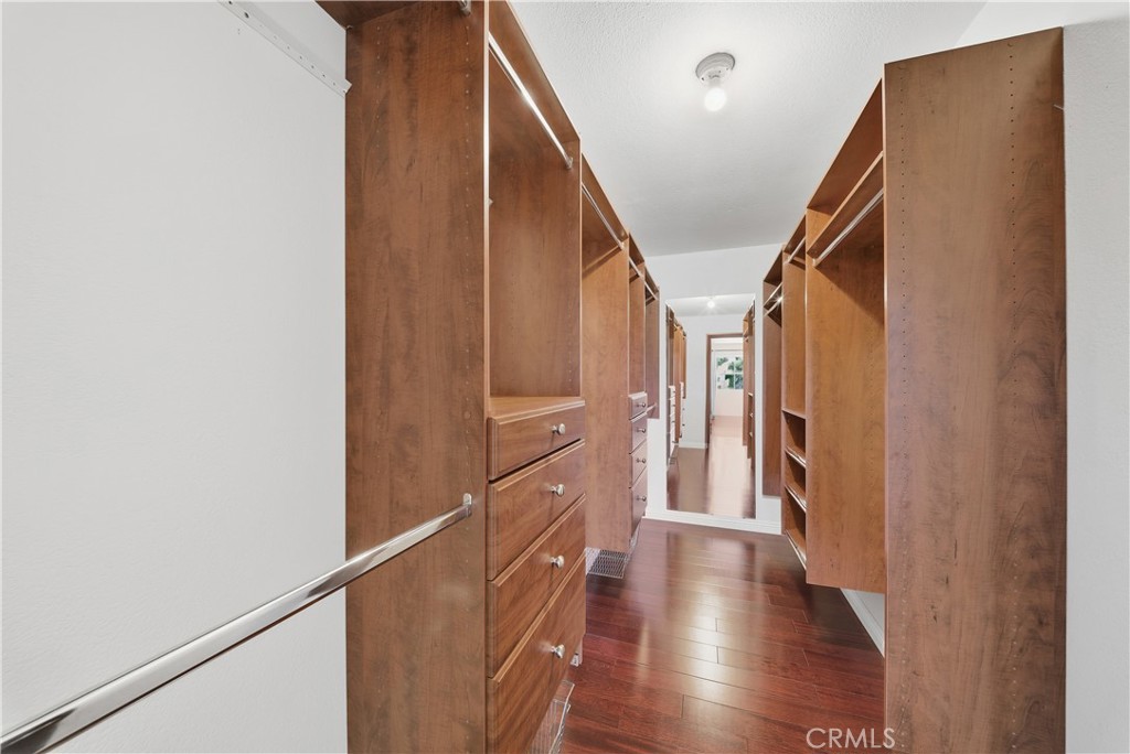 4900 Lincolnshire Avenue