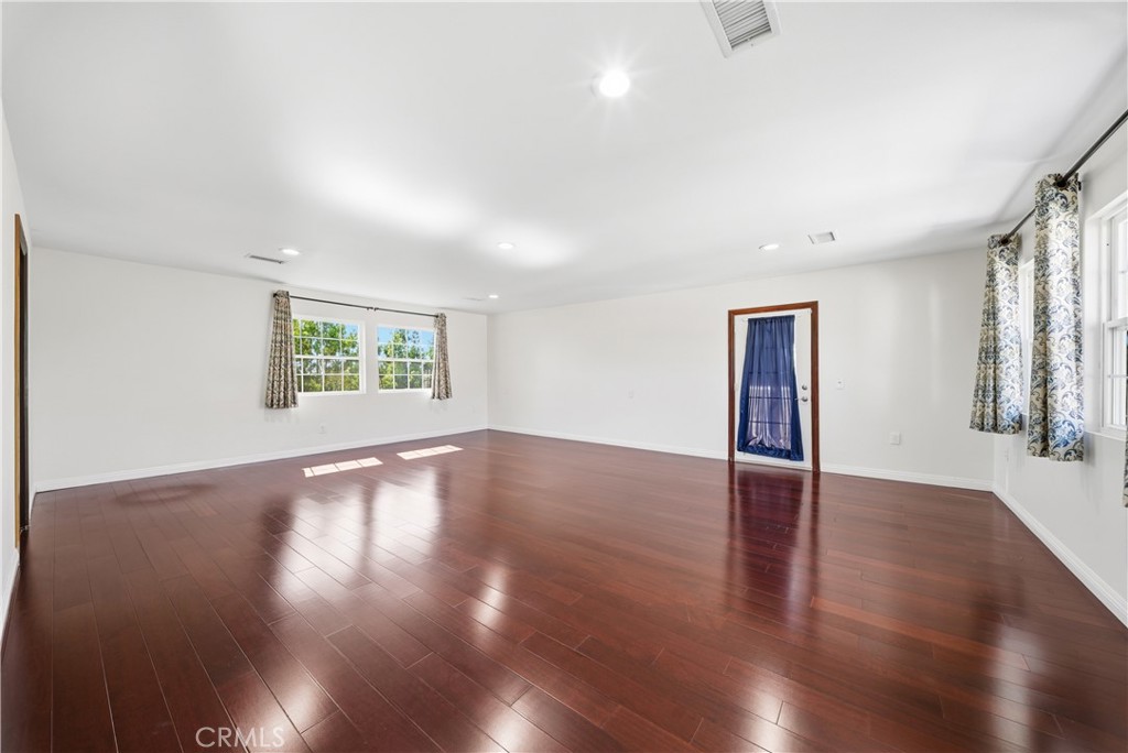 4900 Lincolnshire Avenue