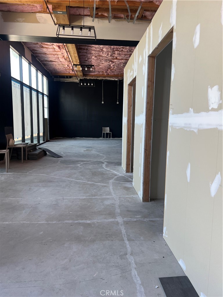 1199 N Euclid