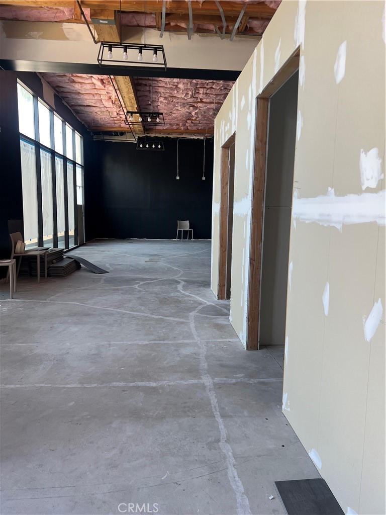 1199 N Euclid