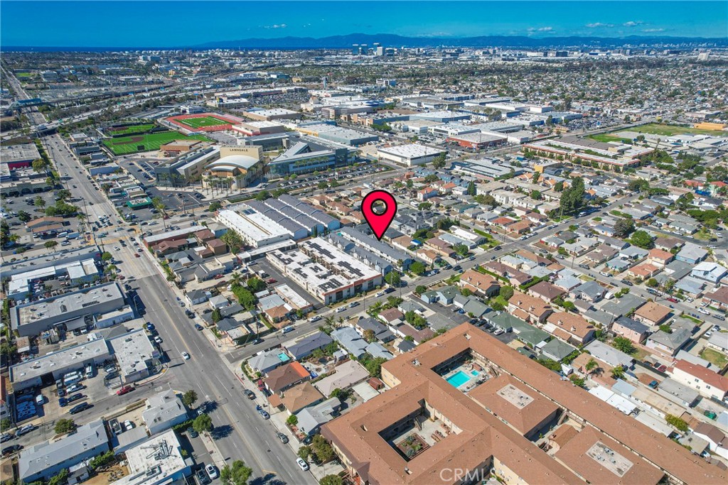 14927 Condon Avenue 7