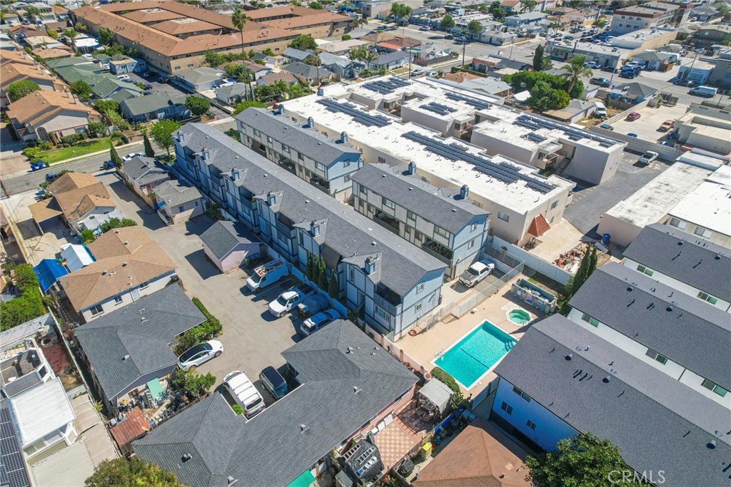 14927 Condon Avenue 7