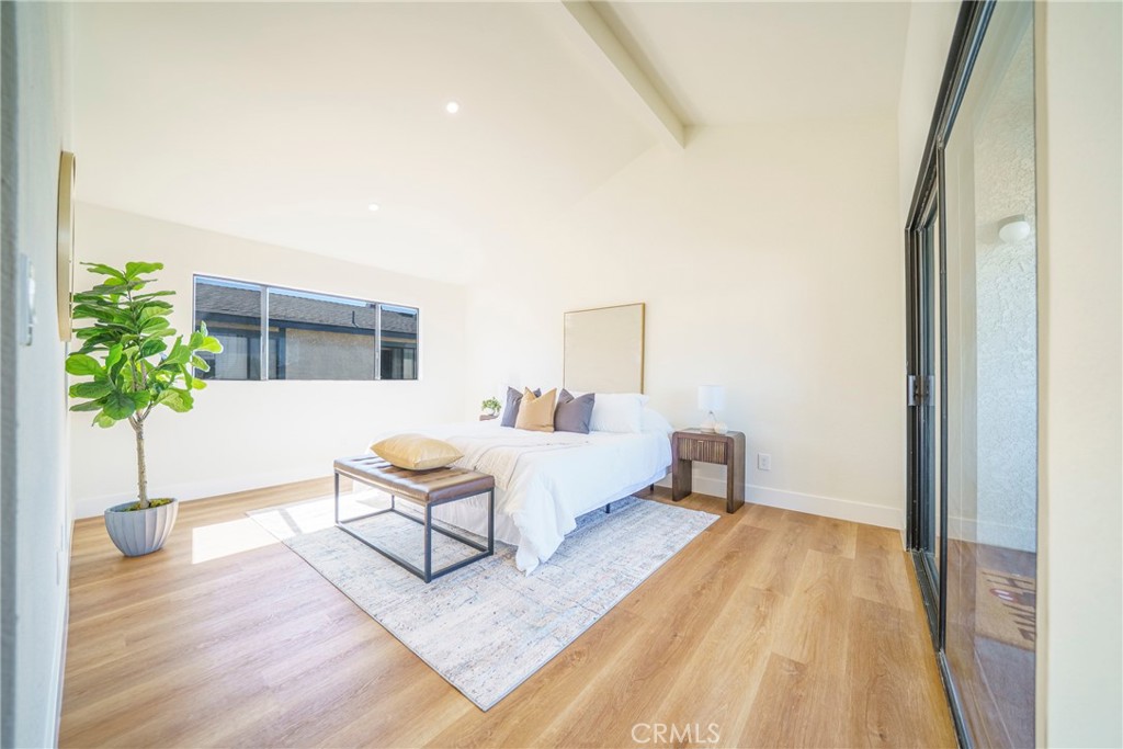 14927 Condon Avenue 7