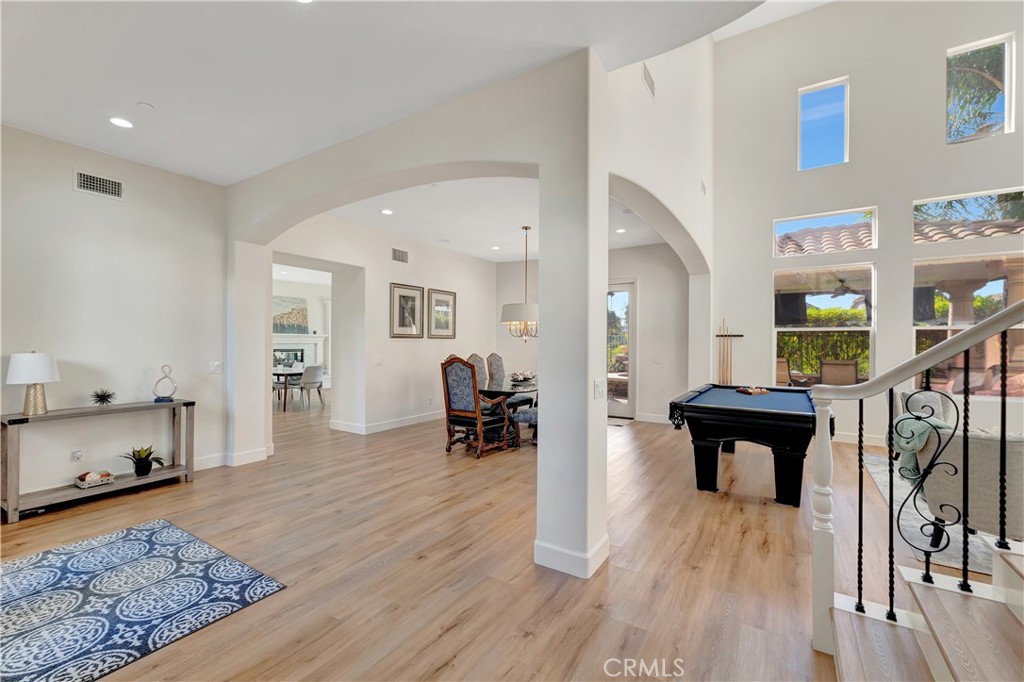 1142 Soto Place