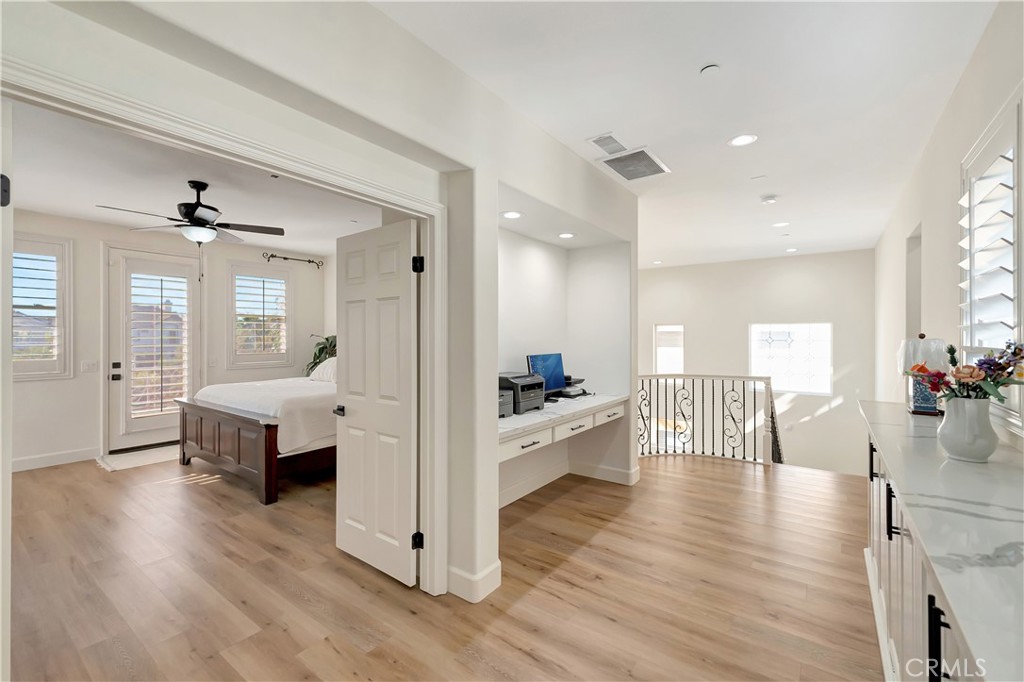 1142 Soto Place