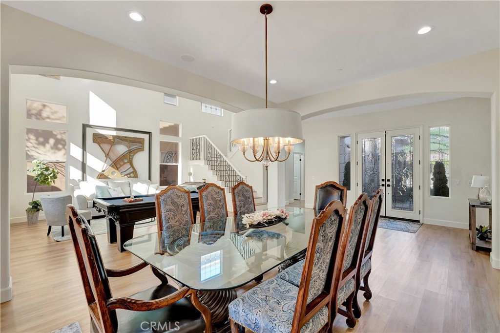 1142 Soto Place