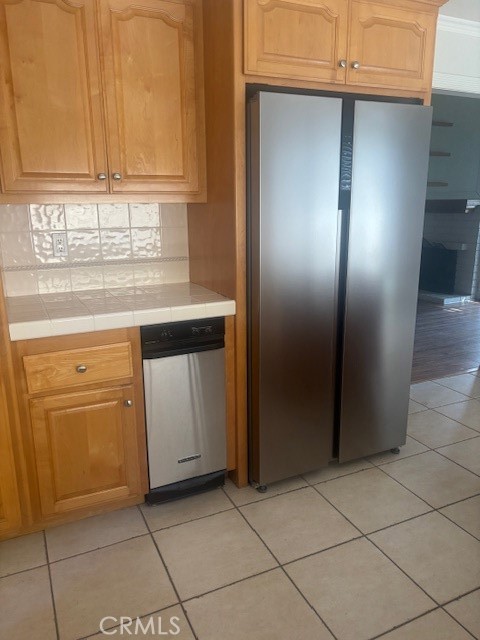 915 S Ridgecrest Circle