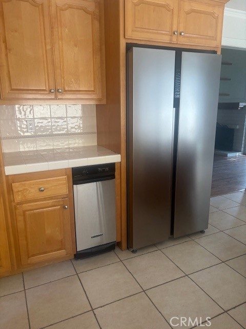 915 S Ridgecrest Circle