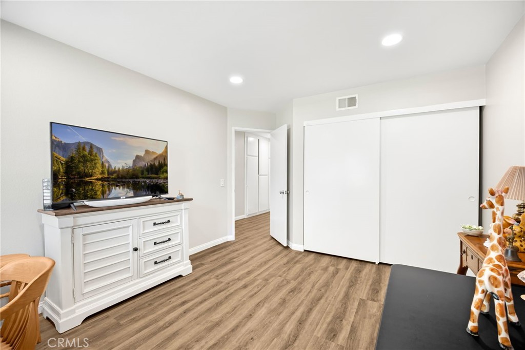 15919 Alta Vista 702B