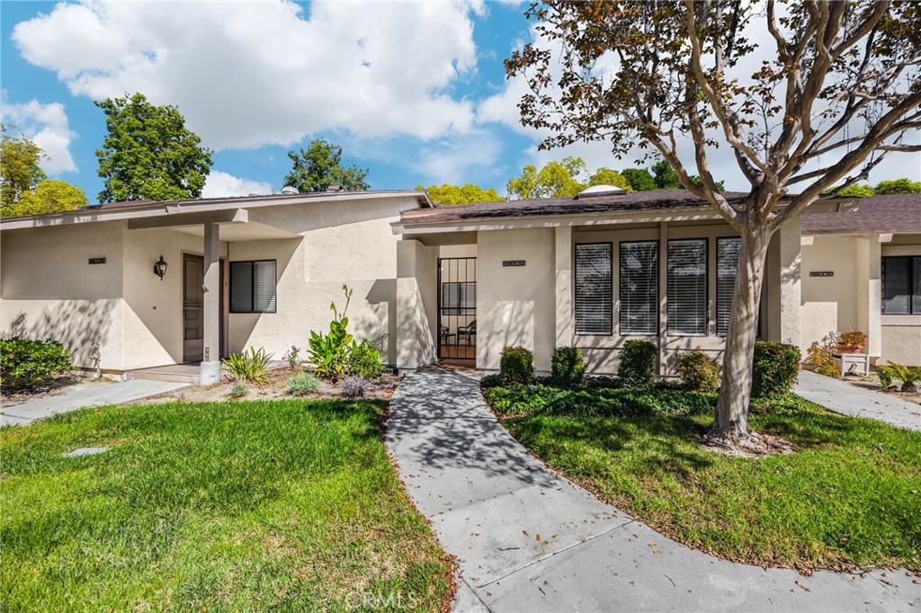 15919 Alta Vista 702B