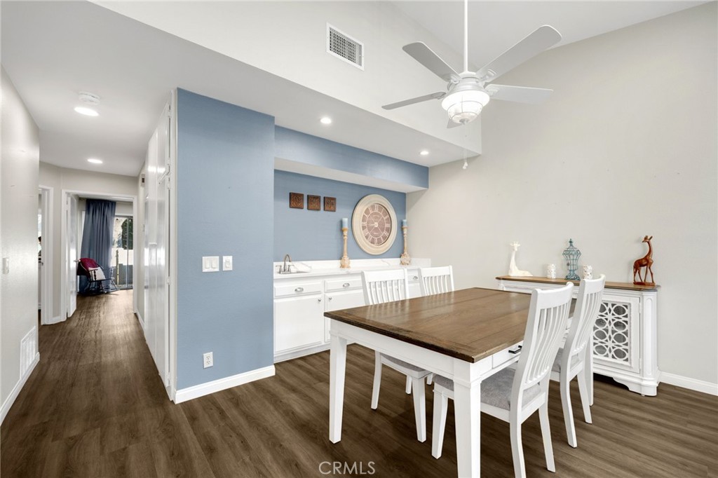 15919 Alta Vista 702B