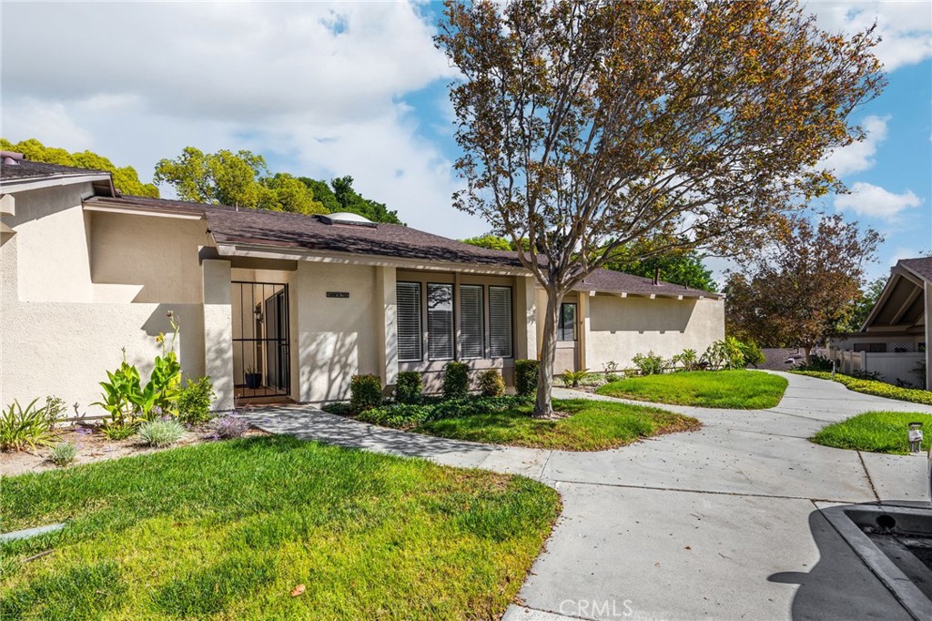 15919 Alta Vista 702B