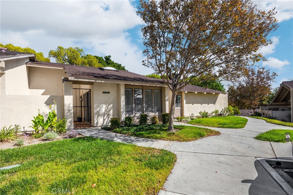 15919 Alta Vista 702B