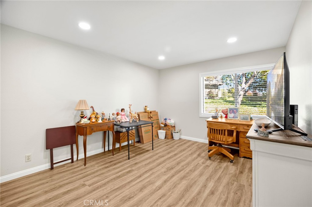 15919 Alta Vista 702B