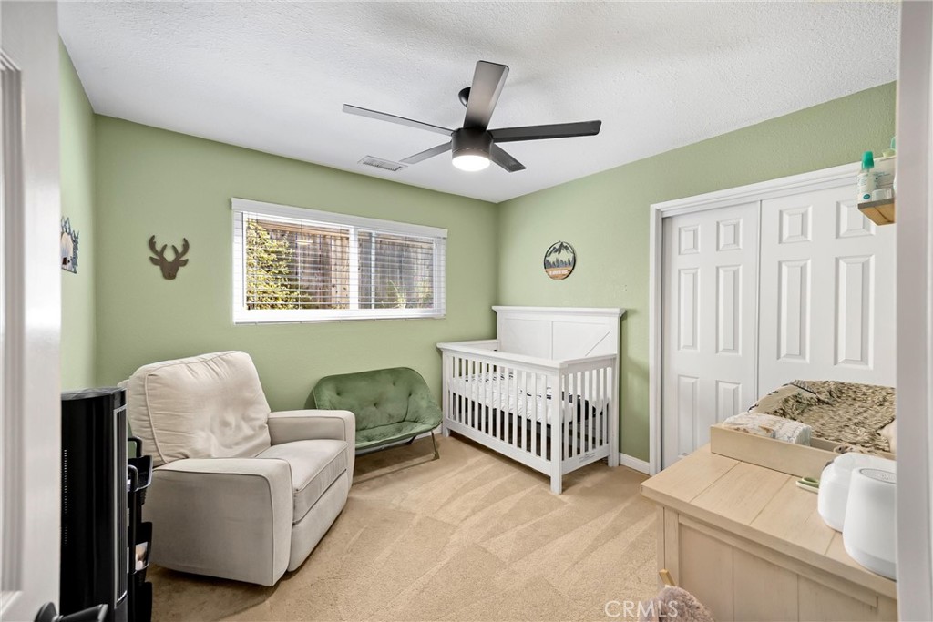 16692 Meadowview