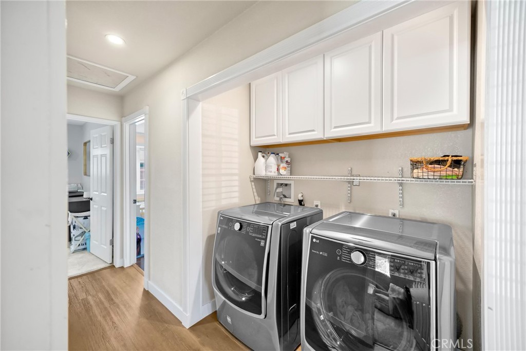 16692 Meadowview