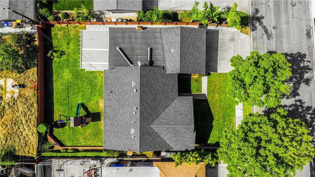 16692 Meadowview