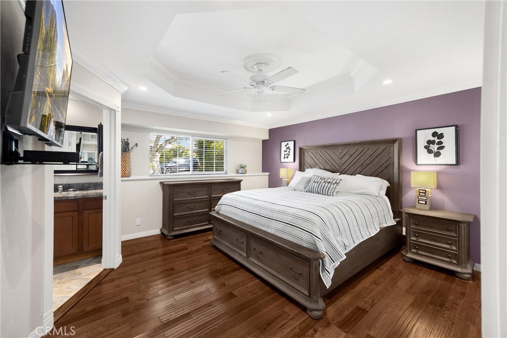 16692 Meadowview