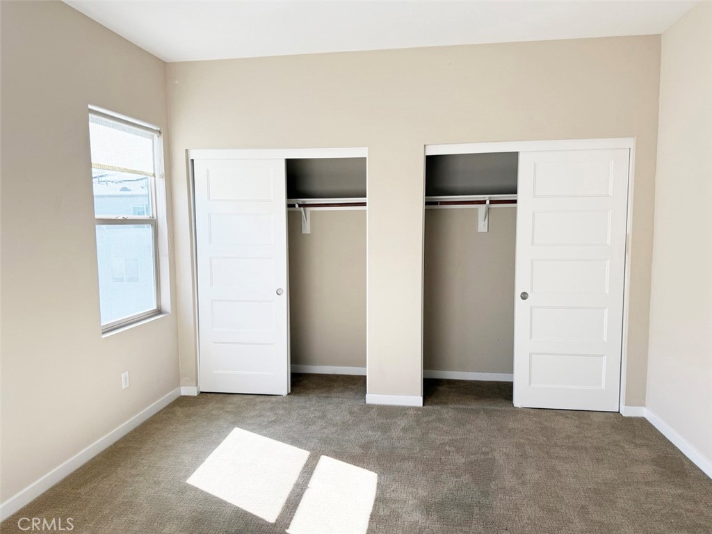 1508 W Artesia