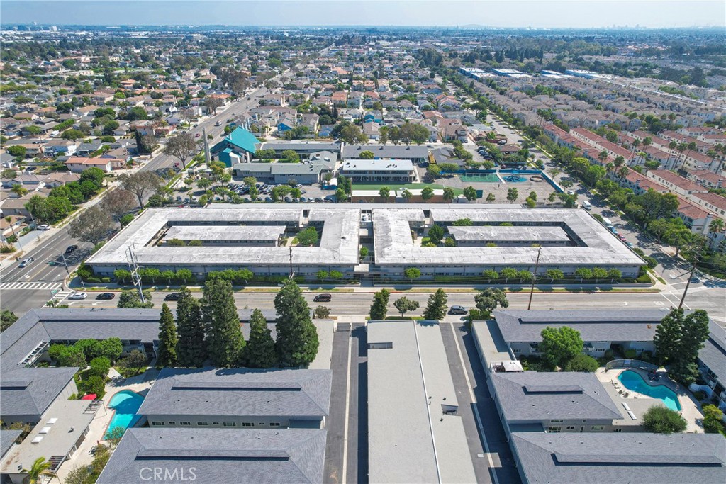 2940 W Carson Street 122