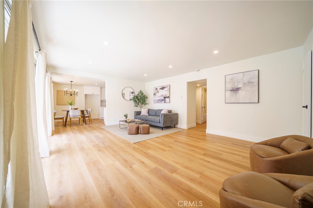 2940 W Carson Street 122