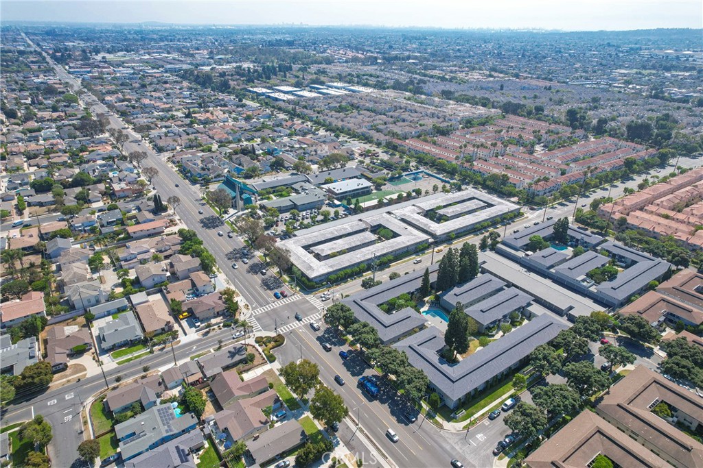 2940 W Carson Street 122