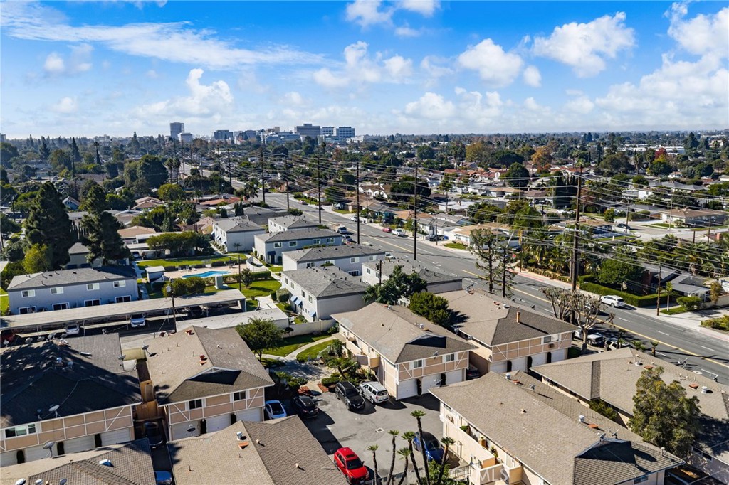 410 N Clark Street H