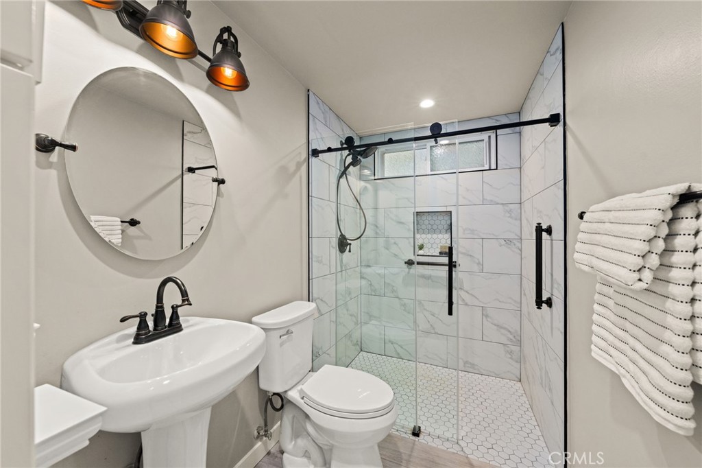 410 N Clark Street H