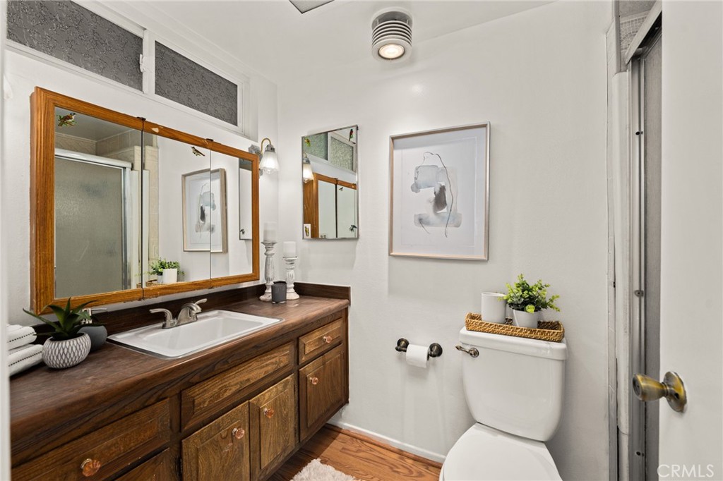 410 N Clark Street H