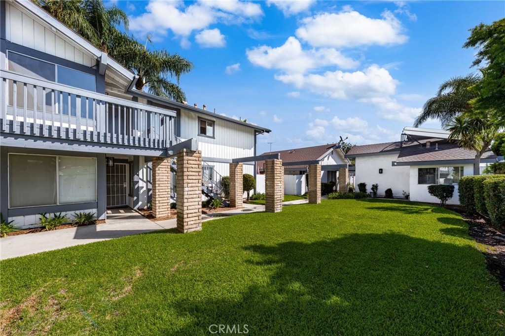 111 N Stanford Avenue